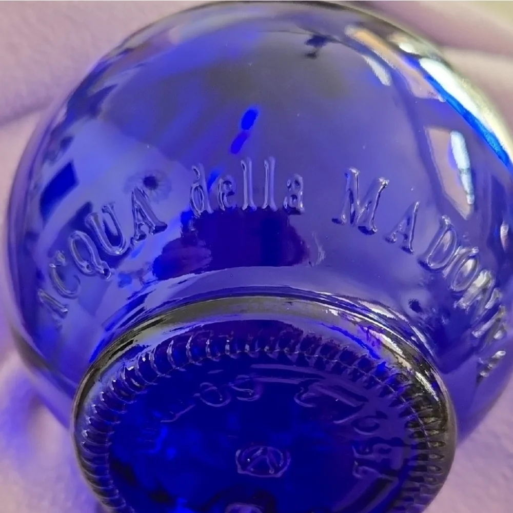 Elegant Blue Cobalt Glass Vase - Picture 6 of 8
